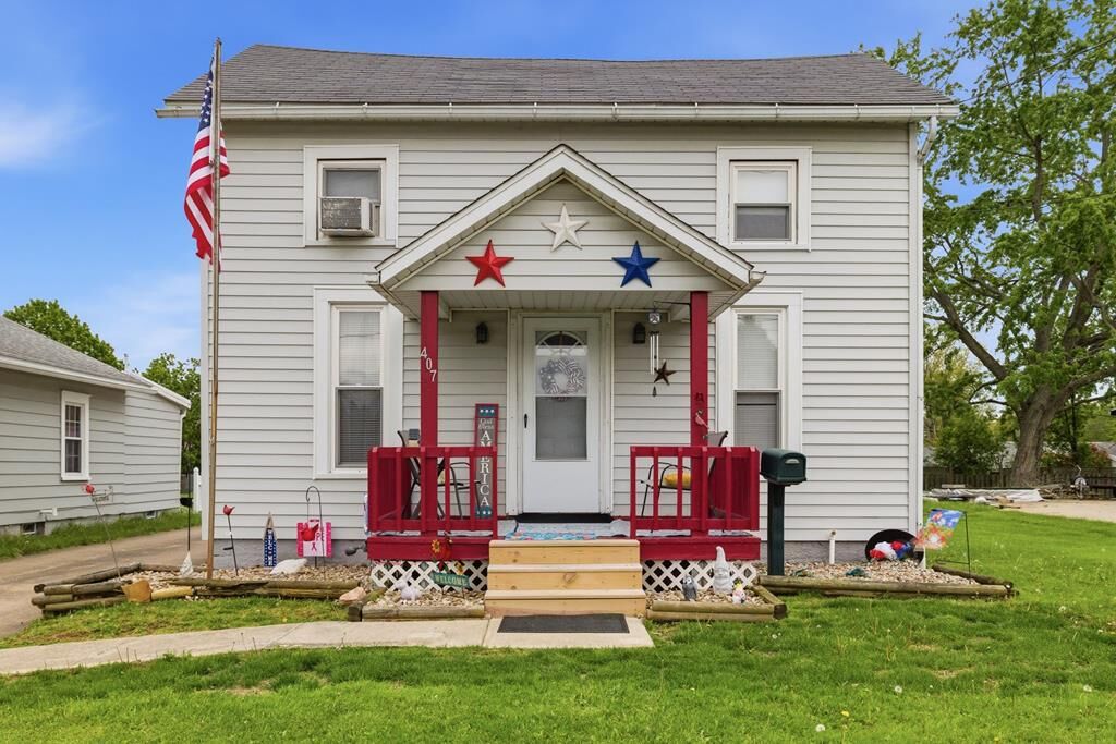 Property Photo:  407 Phillips Ave  OH 44805 