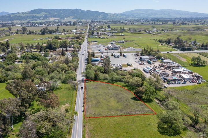 Property Photo:  860 Todd Road  CA 95407 