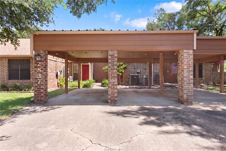 Property Photo:  2837 Oakside Drive  TX 77802 
