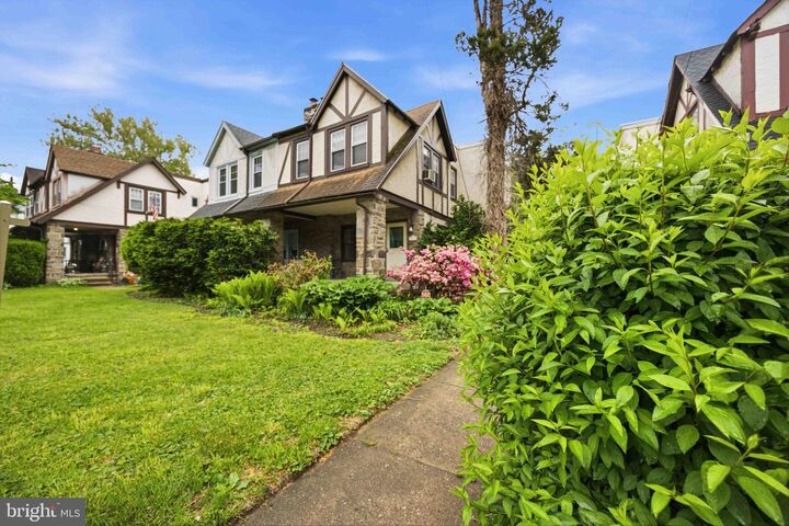 Property Photo:  378 E Church Road  PA 19027 