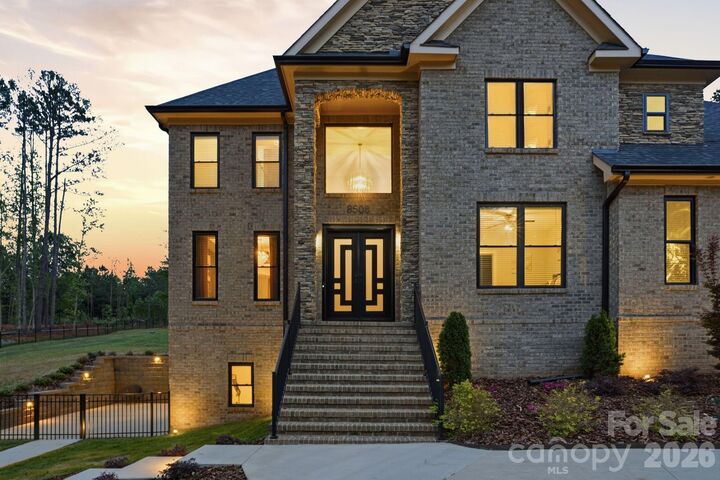 Property Photo:  8508 Max Meadows Drive  NC 28227 