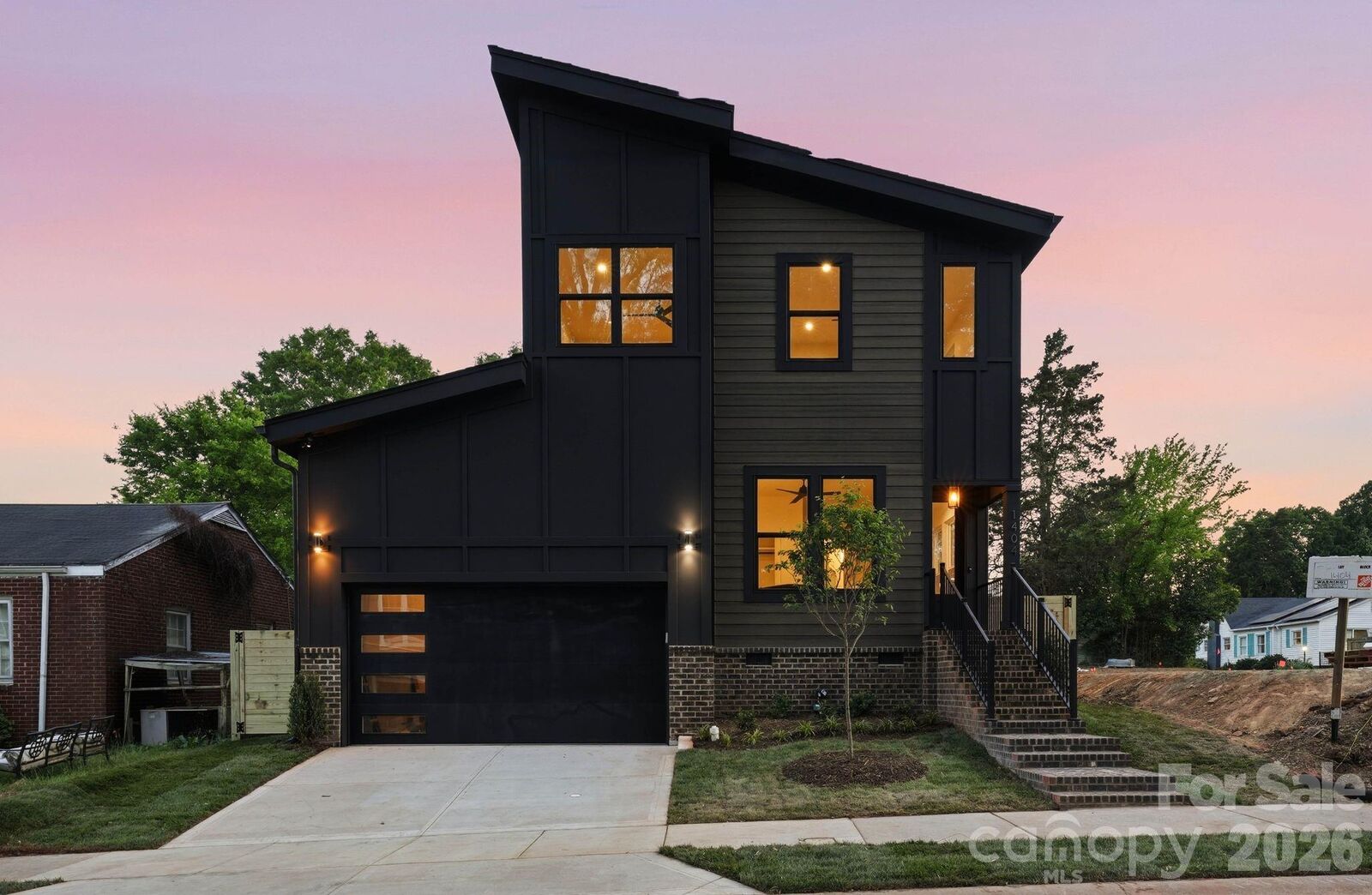 Property Photo:  1404 Downs Avenue  NC 28205 