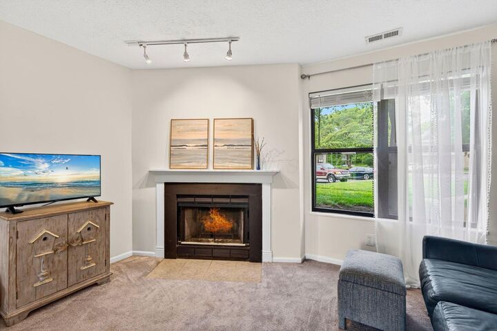 Property Photo:  5324 Stonemeadow Avenue  OH 43220 