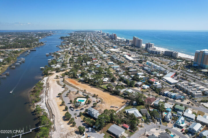 Property Photo:  7537 Grand Lagoon Way  FL 32408 