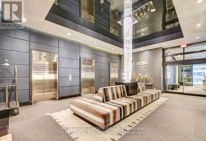Property Photo:  290 Adelaide Street West 2407  ON M5V 1P6 