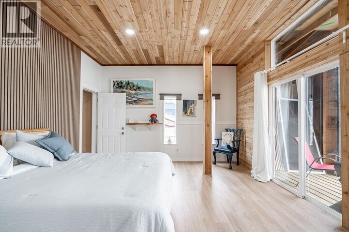 Property Photo:  415 Esplanade A24  BC V7M 1A6 