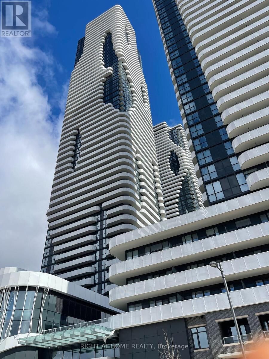 Property Photo:  225 Commerce Street 5010  ON L4K 0R1 