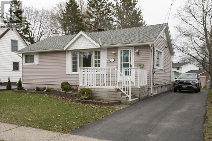 Property Photo:  167 Mark St  ON P6A 3M4 