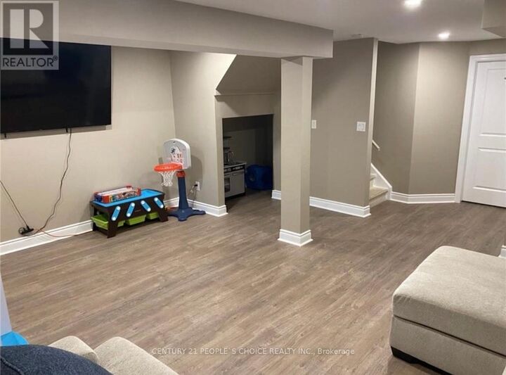 Property Photo:  45 Royal Winter Drive 25  ON L0R 1C0 