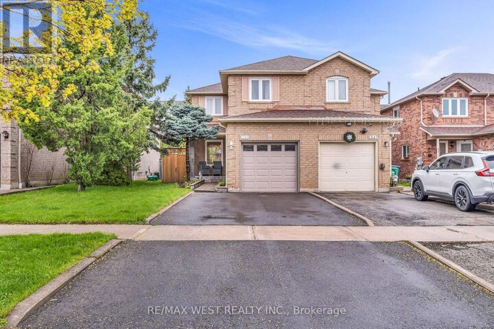 Property Photo:  5349 Bullrush Drive  ON L5V 1Z2 