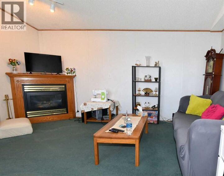 Property Photo:  24 Maple Drive West  AB T0J 0B0 
