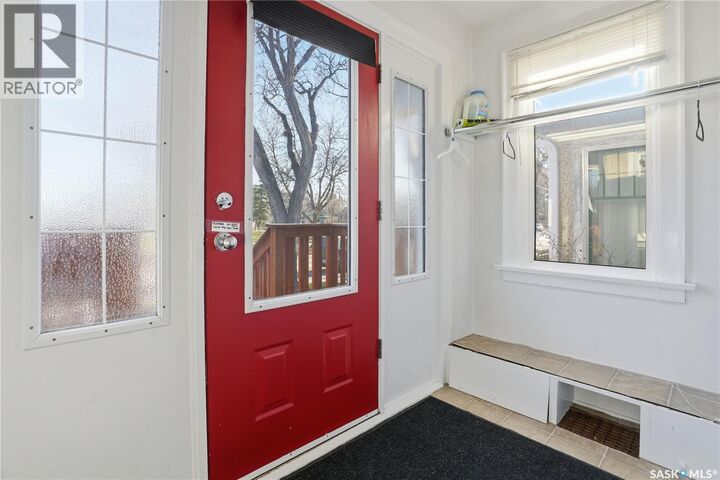 Property Photo:  3727 Victoria Avenue  SK S4T 1M5 