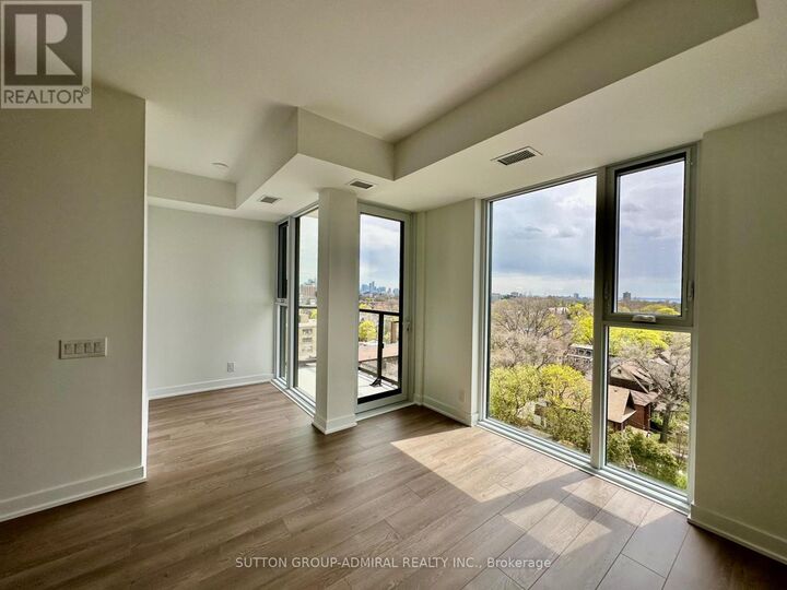 Property Photo:  1660 Bloor Street West 1103  ON M6P 0C6 