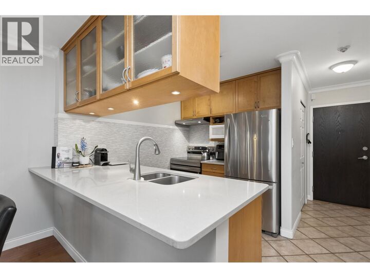 Property Photo:  1508 Mariner Walk 303  BC V6J 4X9 