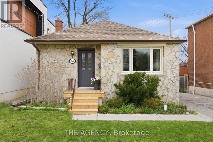 Property Photo:  84 Clonmore Drive  ON M1N 1X8 