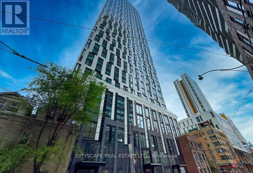 Property Photo:  252 Church Street 4805  ON M5B 1Z2 