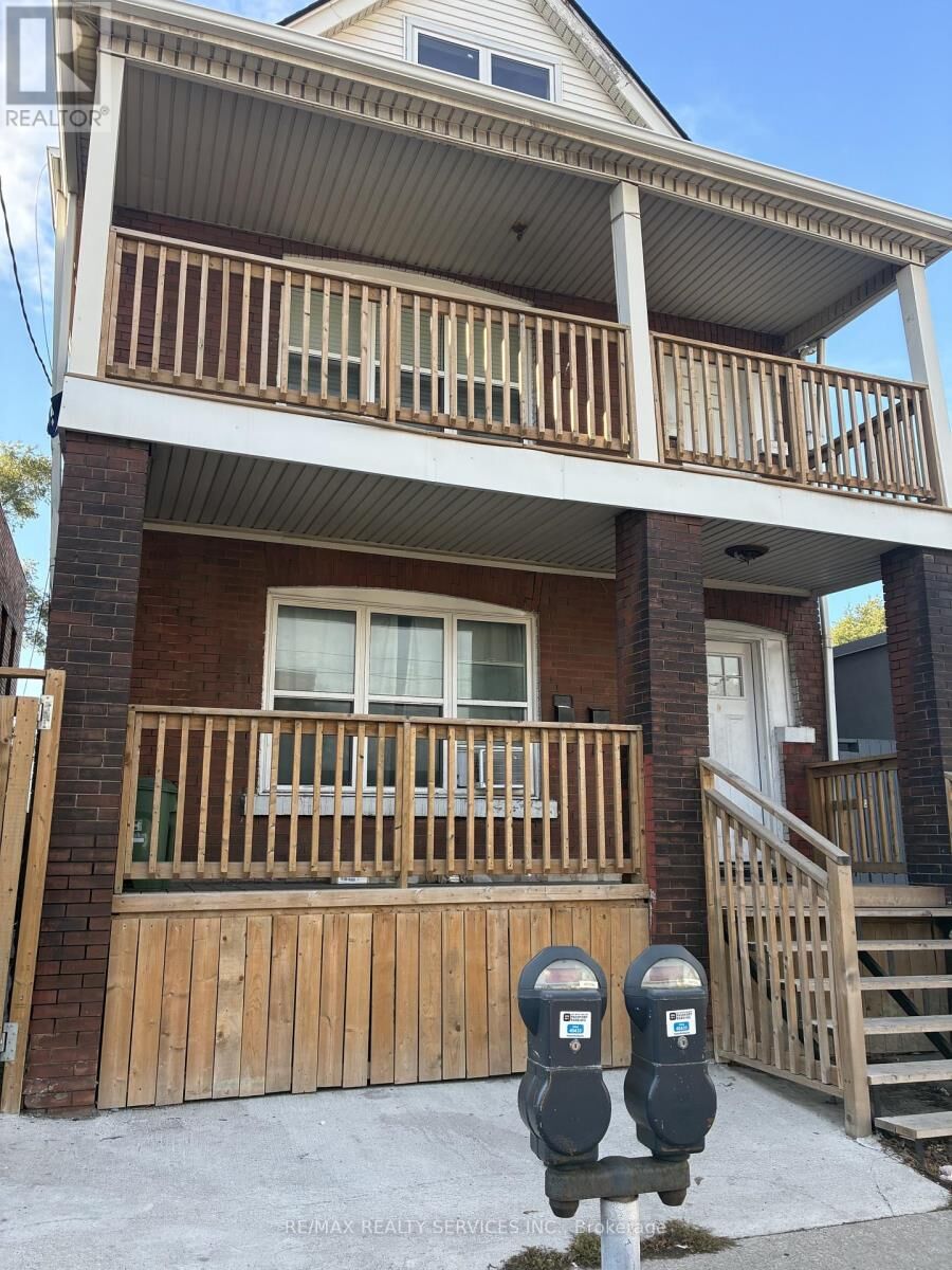 Property Photo:  748 Barton Street East Unit 3  ON L8L 3B1 