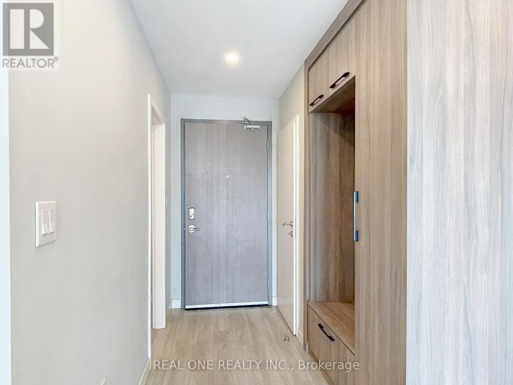 Property Photo:  20 George Street 2307  ON L8P 0C4 