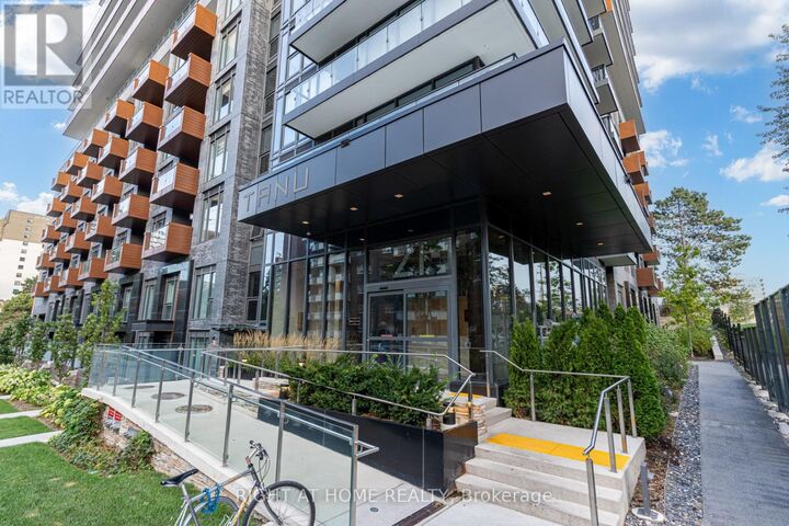Property Photo:  21 Park Street East 506  ON L5G 0C2 