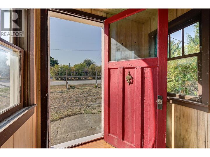 Property Photo: 1060 Tataryn Road BC V1X 1N8