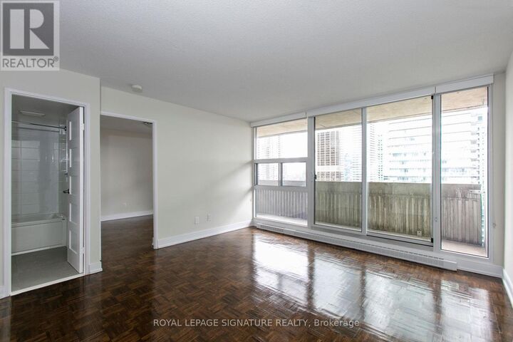 Property Photo:  33 Isabella Street 210  ON M4Y 2P7 