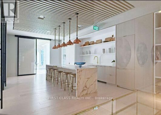 Property Photo:  55 Cooper Street 1606  ON M5E 0G1 