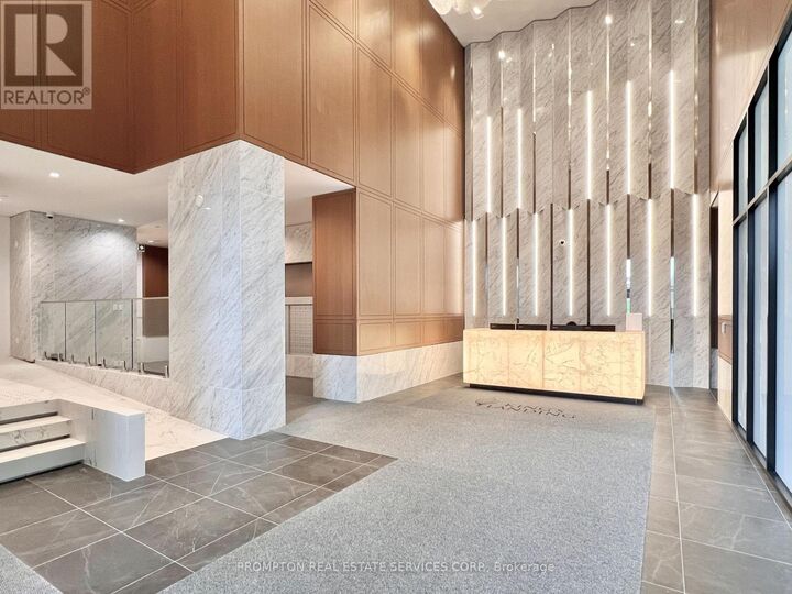 Property Photo:  68 Esther Shiner Boulevard 263  ON M2K 0J6 