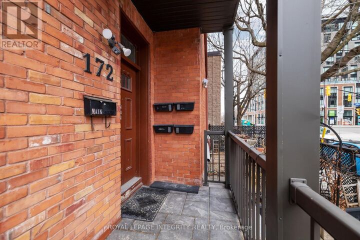 Property Photo:  172 Cobourg Street 2  ON K1N 8H5 