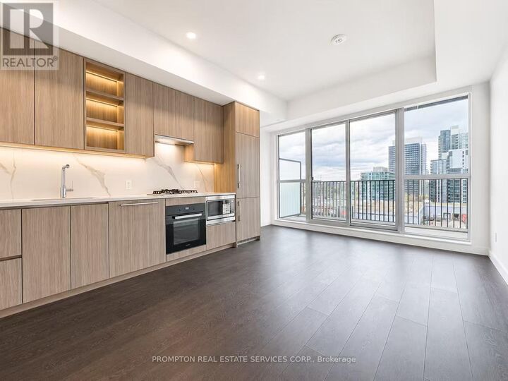 Property Photo:  75 Billes Heights 645  ON M2K 0J8 