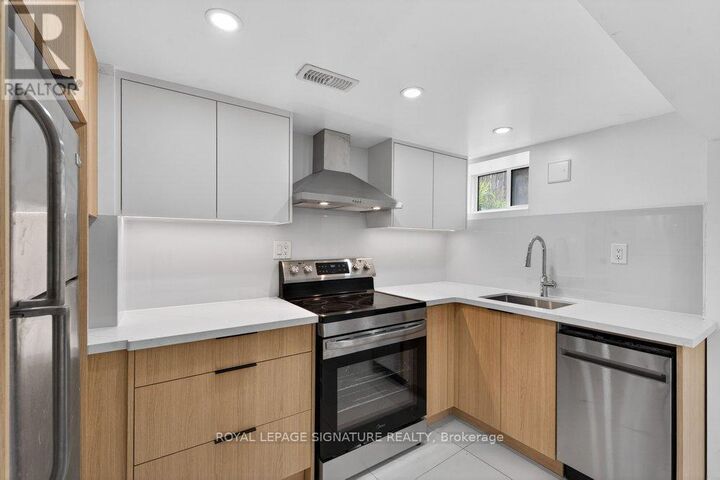 Property Photo:  146 Coleridge Avenue Lower  ON M4C 4H6 