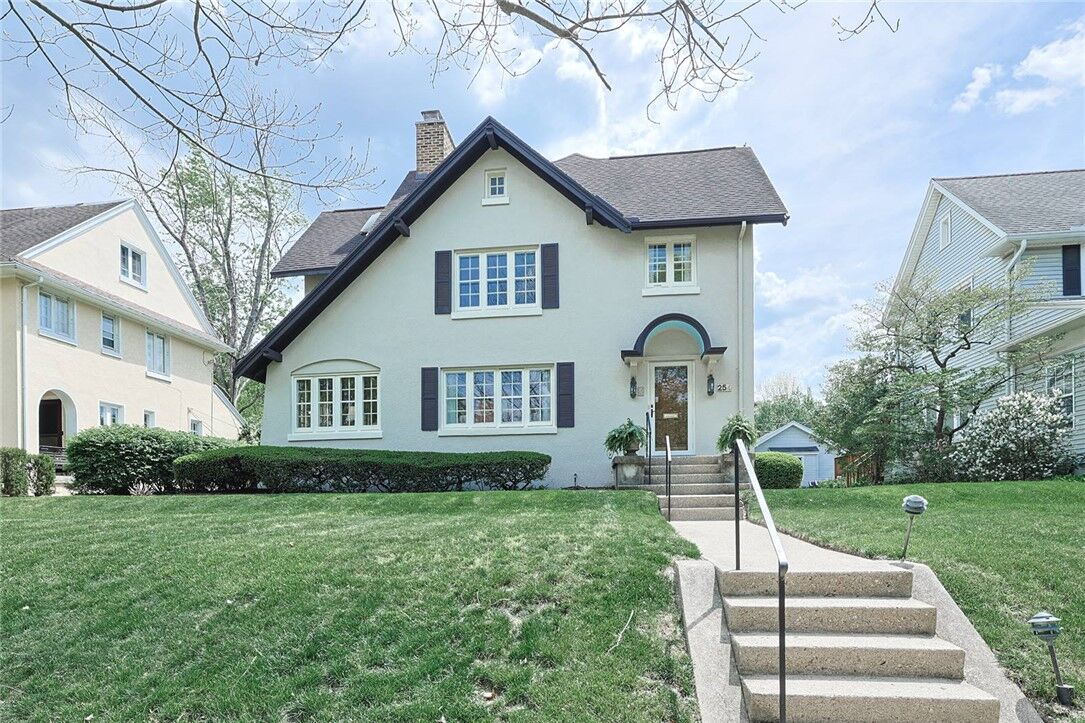 Property Photo: 254 Volusia Avenue OH 45409