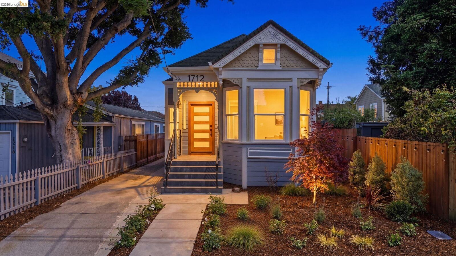 Property Photo:  1712 Schiller St  CA 94501 