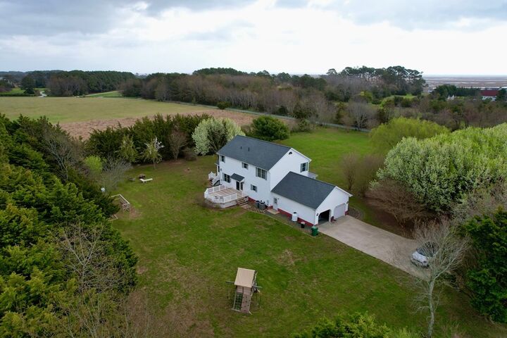 Property Photo:  19096 Seaside Circle  VA 23421 
