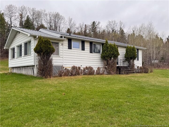 Property Photo:  205 Houlton Street  NB E7M 4L7 