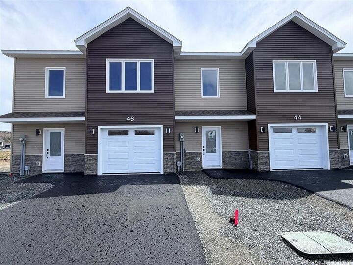 Property Photo:  44 Ocean Drive  NB E2P 1G4 