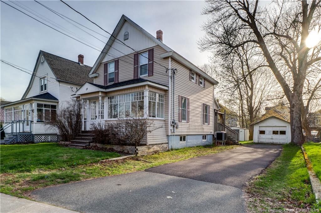 Property Photo:  17 Murray Avenue  NB E4E 1J4 