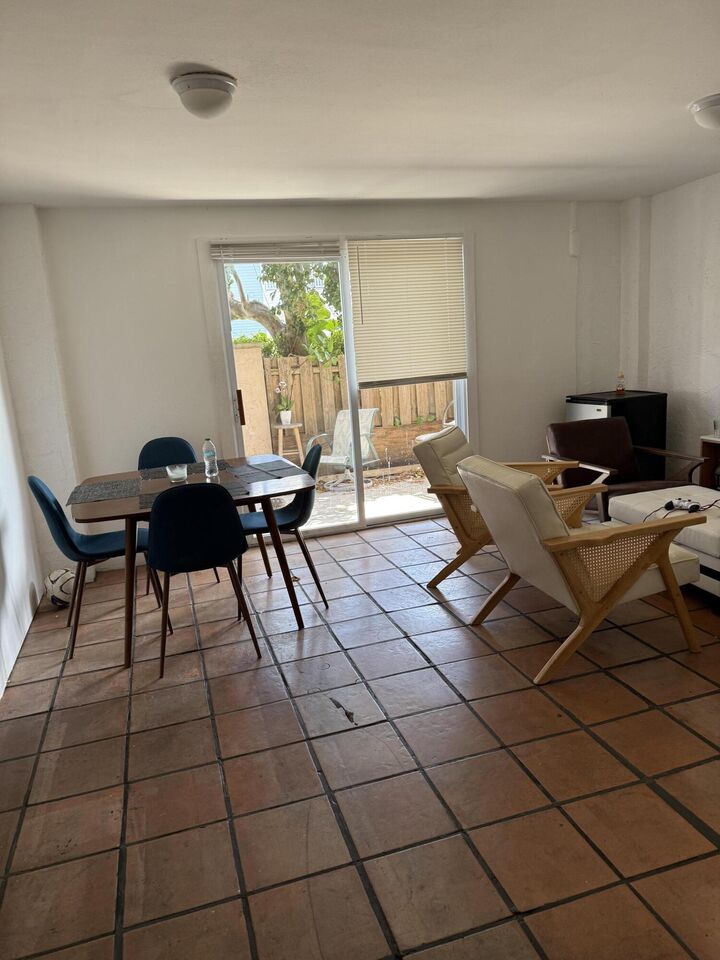 Property Photo:  3301 Duck Avenue D  FL 33040 