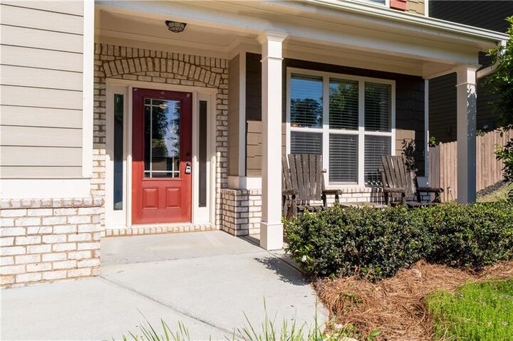 Property Photo:  4910 Belcrest Way  GA 30040 