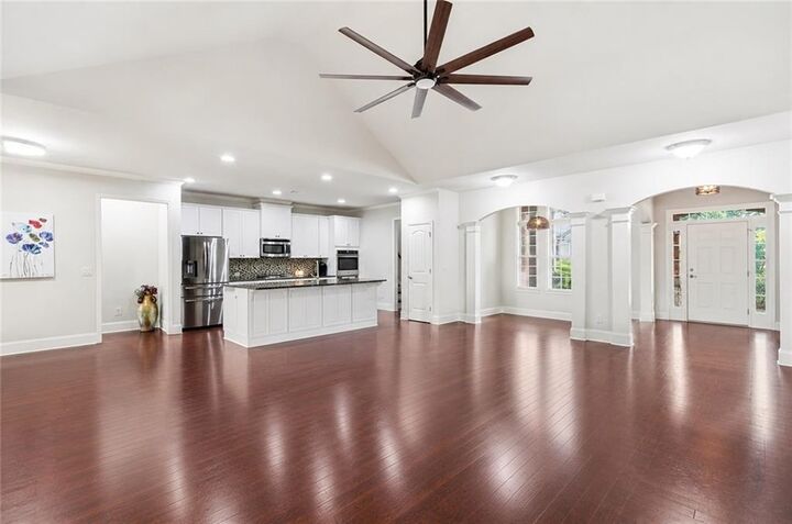 Property Photo: 6680 Bransford Drive GA 30040
