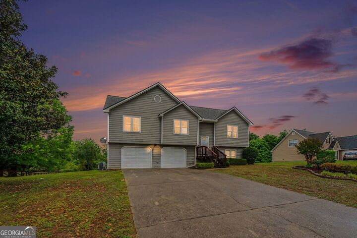 Property Photo:  3344 Windgate Drive  GA 30519 