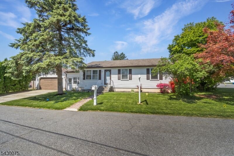 Property Photo: 355 Kent St NJ 08865