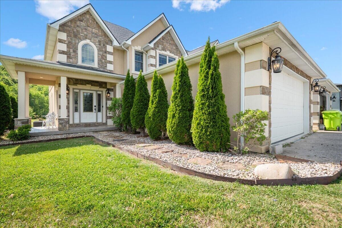 Property Photo:  200 Crooked Creek Drive  KY 40744 
