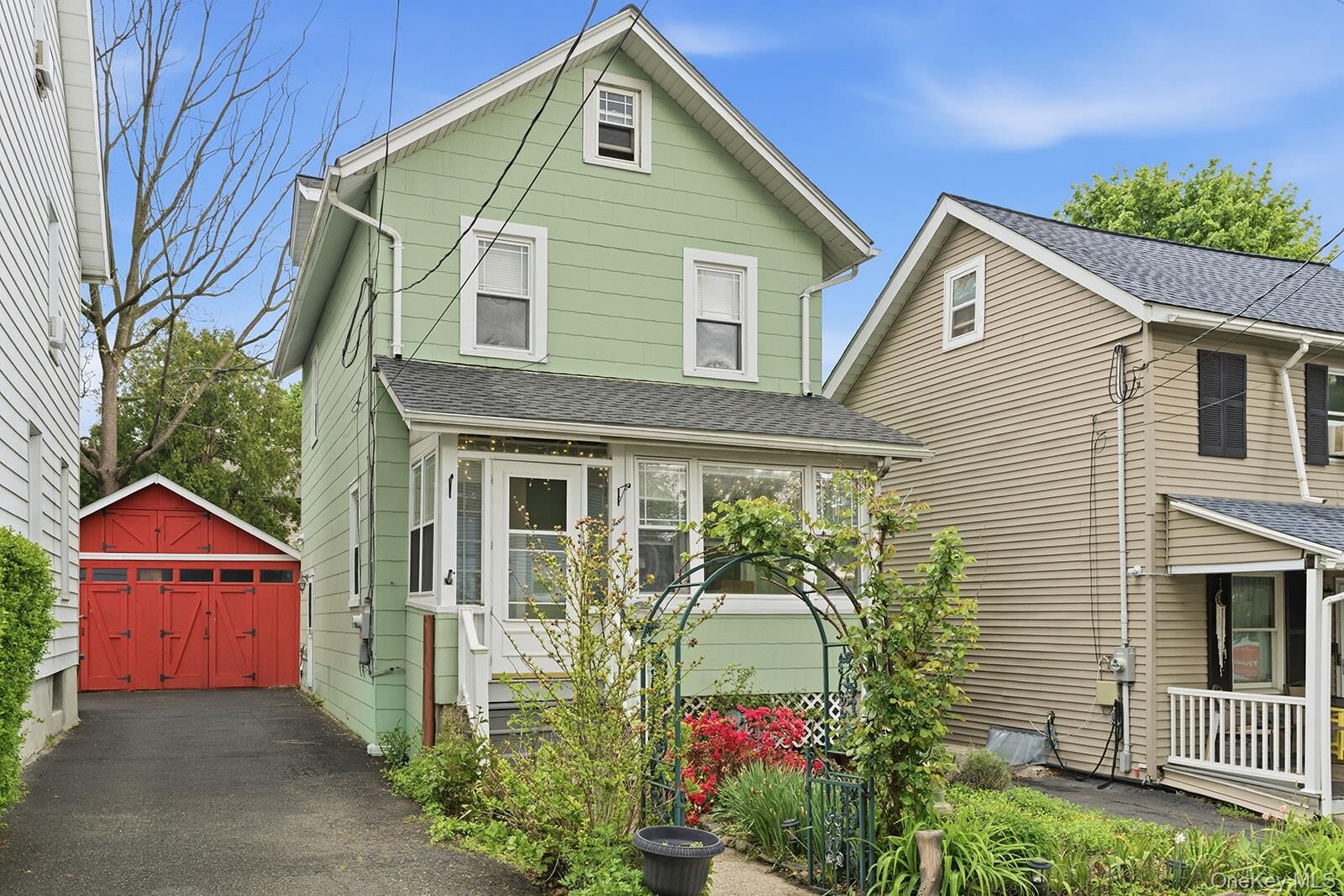 Property Photo:  90 Brookside Avenue  NY 10960 