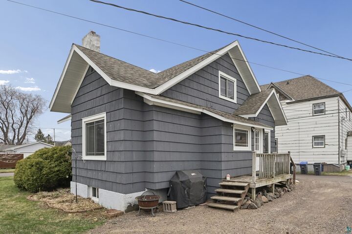Property Photo:  1611 N 23rd St  WI 54880 