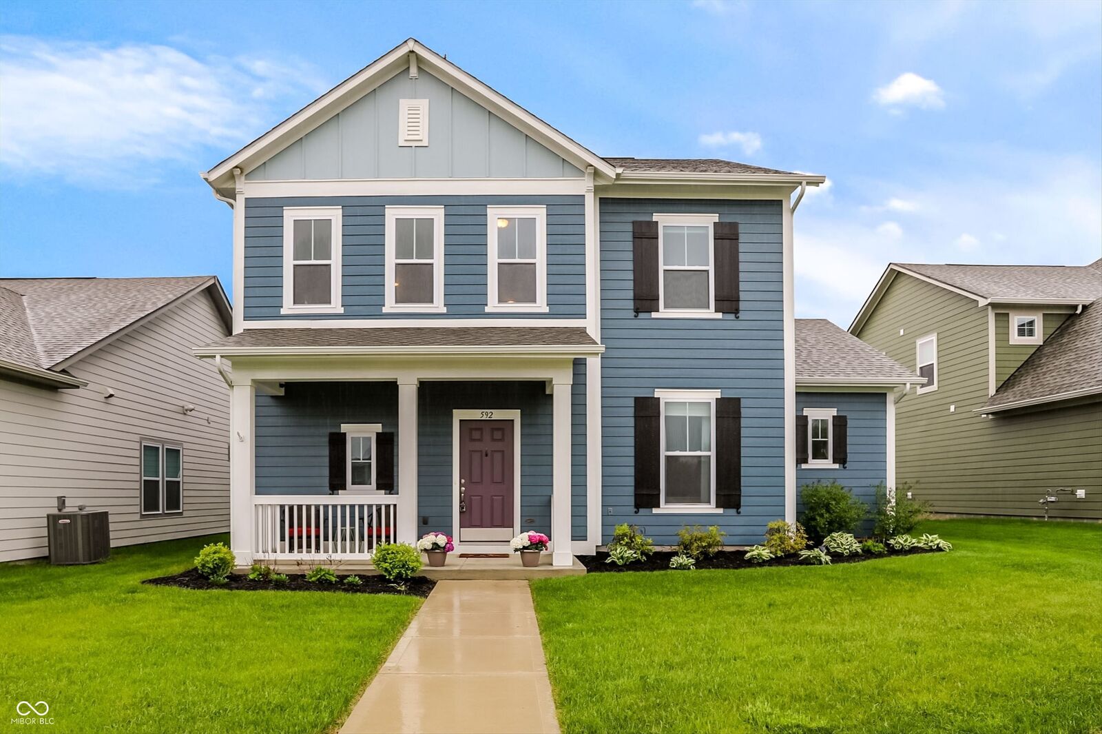 Property Photo: 592 W Michigan Street IN 46040