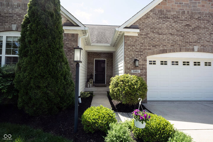 Property Photo: 7401 Cassilly Court IN 46278