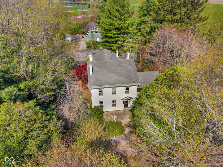 Property Photo:  1250 Park Avenue  IN 46131 