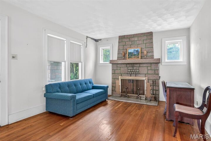 Property Photo:  716 Sainte Genevieve Avenue  MO 63640 