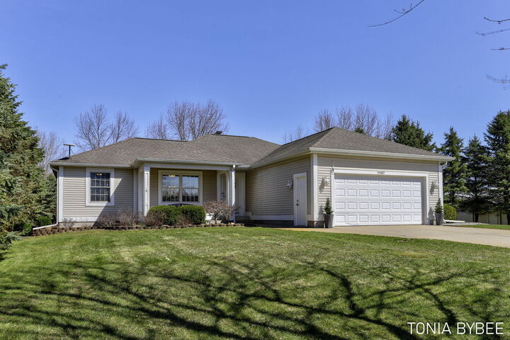 Property Photo: 11157 Stanton Street MI 49460