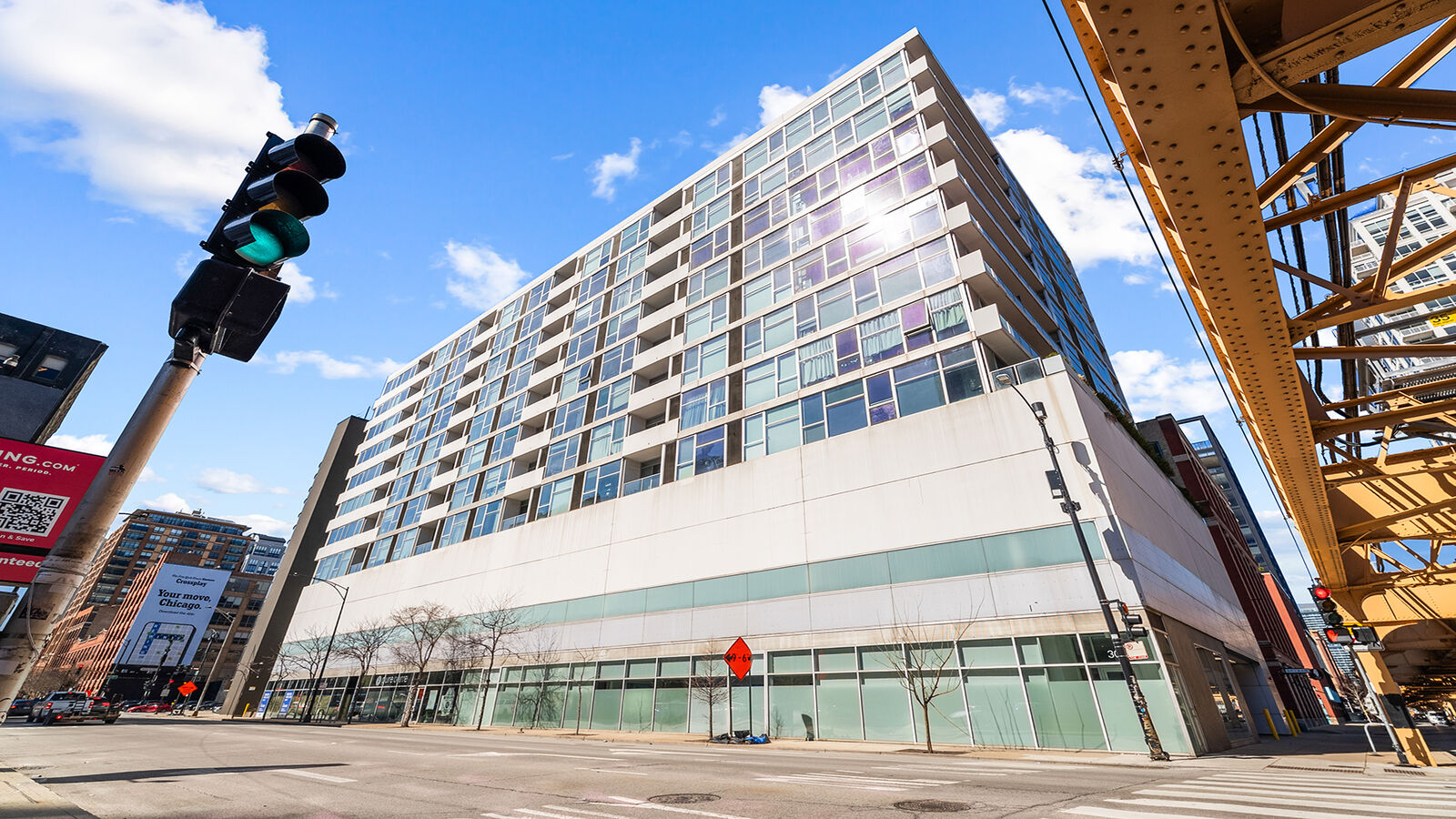 Property Photo:  630 N Franklin Street 812  IL 60654 